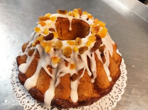 Wielkanocna baba z bakaliami